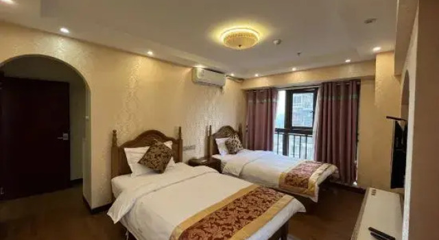 Семейный люкс Chongqing Ruixiang Apartment (Chongqing West Railway Station Xinqiao Hospital)