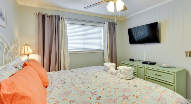 Апартаменты < 1 Mi to Beach: Hilton Head Island Condo w/ Pool!