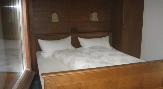 Haus Thurnes, Prenota Hotel Hotel a Tirolo con parcheggio, Parcheggio