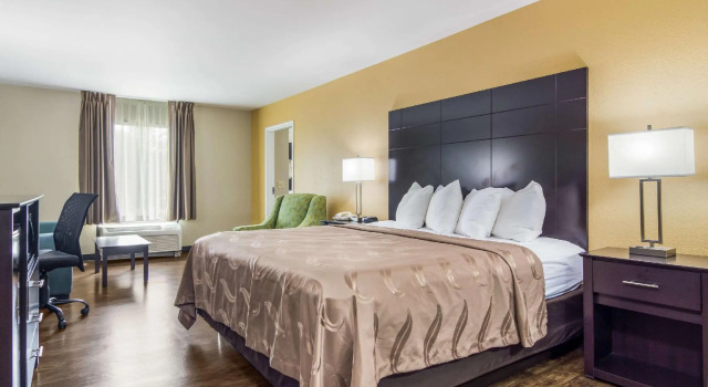 Двухместный люкс c 1 комнатой Quality Inn & Suites Canton, GA