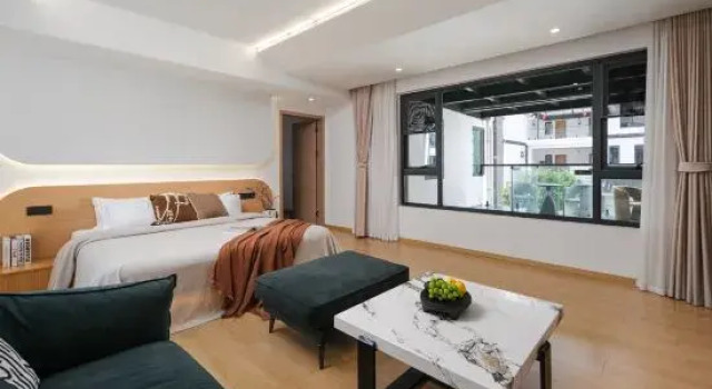 Люкс Deluxe Grand Idea·Light Luxury Boutique B&B (Erhai Fantasyland Branch)