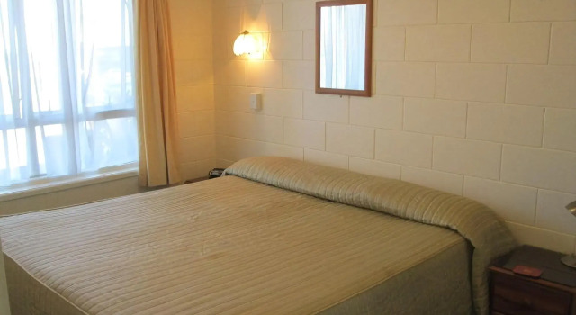 Shortland Court Motel, Rezerwuj Motel Hotele w Auckland Region z parkingiem, Parking