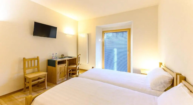 Двухместный номер Superior Hotel Centrale, Typically Swiss