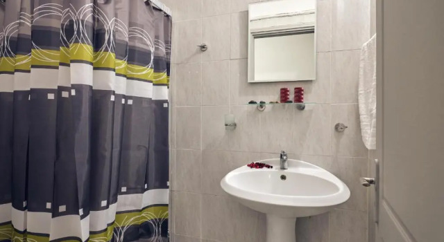 Четырёхместный номер Standard Savvas-Deval Hotel