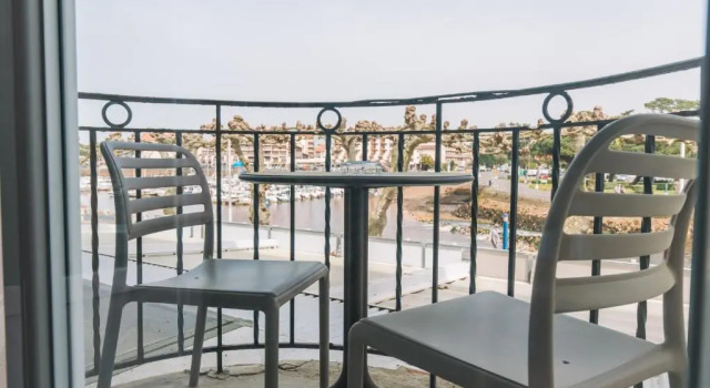 Двухместный номер Standard с балконом Hotel du Cap