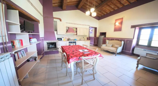 Вилла Spoleto-poolside-slps 20, Gardens, Pool, Jaccuzzi - a Fairy Tale Setting