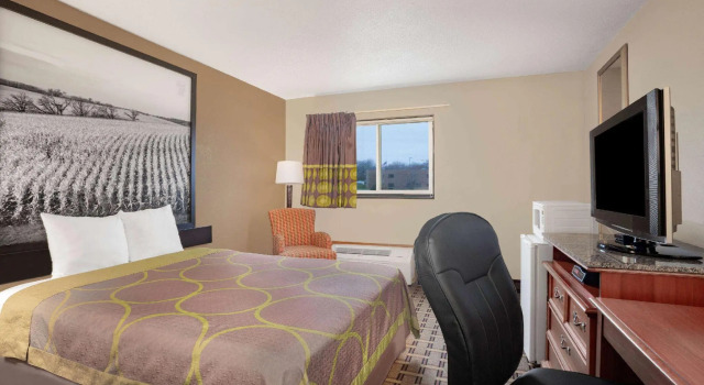 Двухместный номер Standard Super 8 by Wyndham Fort Madison