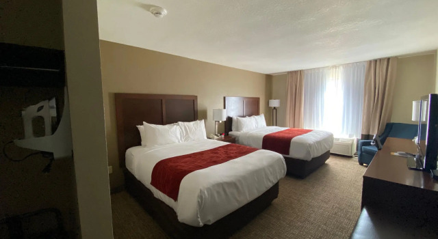 Четырёхместный номер Standard Comfort Inn & Suites Goodland