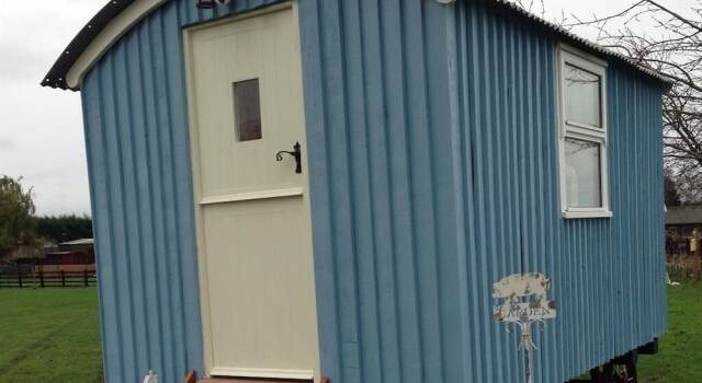 Skipbridge Farm Shepherds Huts, Rezervasyon Kamp Alanı Merseyside kamp ve glamping, Kamp Alanı