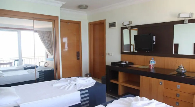 Yali Hotel, Rezerwuj Hotel Hotele w Side Coast z parkingiem, Parking