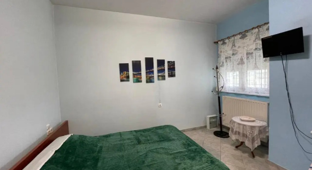 Апартаменты Seaside apartment with private garden