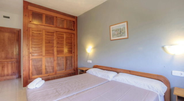 Carema Club Playa, Rezerwuj Apartamentowiec hotelowy Mercadal 