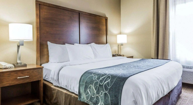 Двухместный люкс Comfort Suites at Isle of Palms Connector