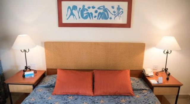 Одноместный номер Standard с балконом Marina Plaza Hotel, Tala Bay