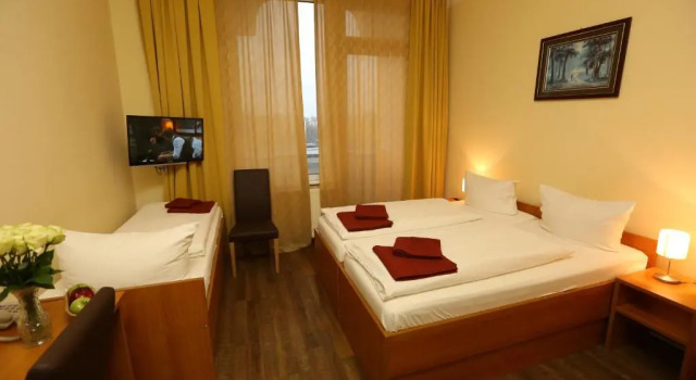 Трёхместный номер Standard Hotel AI Königshof