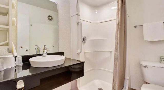 Четырёхместный номер Deluxe Motel 6 Santa Rosa - South