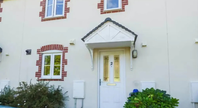 2 Kensey Court