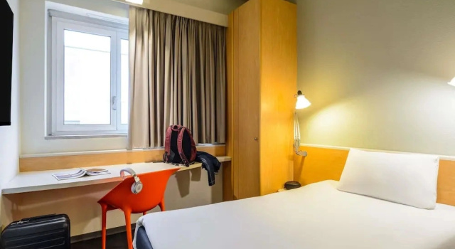 Одноместный номер Standard Отель ibis Milano Centro