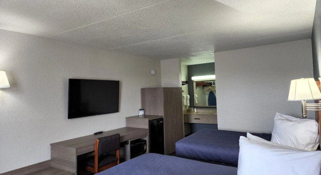 Четырёхместный номер Standard Цокольный этаж Drakes Creek Inn