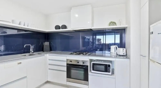 Sealuxe Suites - Central Surfers Paradise, Забронировать Отель Отели Голд-Кост с парковкой, рядом с LAN SPA, Парковка