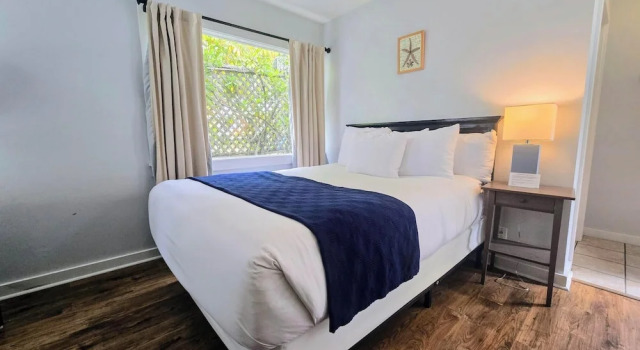 Inn at Schoolhouse Creek, Забронировать Гостевой дом Мендосино Mendocino Coast