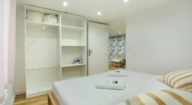 Cosy 2BDR, Забронировать Отель 2-й округ: Биржа Париж, рядом с Лувр — Риволи