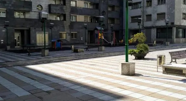 3 makuuhuonetta Huoneisto Alameda 5