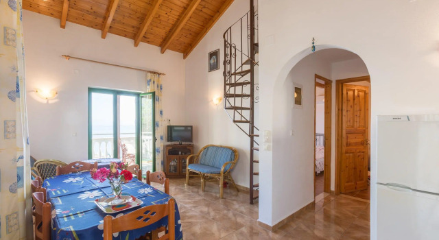 Villa Anastasia Large Private Pool Walk to Beach Sea Views A C Wifi Car Not Required - 2248, Забронировать Вилла Коттеджи Паксос, Коттедж