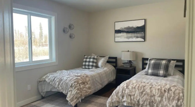 Люкс Deluxe Alaska Lake + Lodge at Longmere