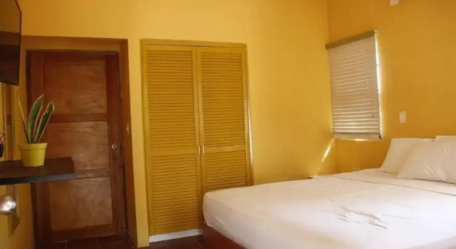 Las Sirenas de Santa Clara, Book Hotel Santa Clara Cocle