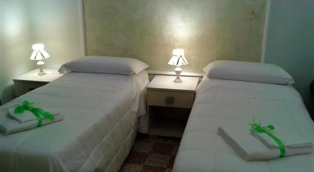 Primo Posto, Book Hotel Hoteller i Salerno med parkering, Parkering