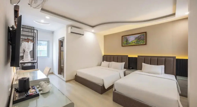 Трёхместный семейный номер Standard A25 Premium Hotel - 65G Nguyen Thai Hoc