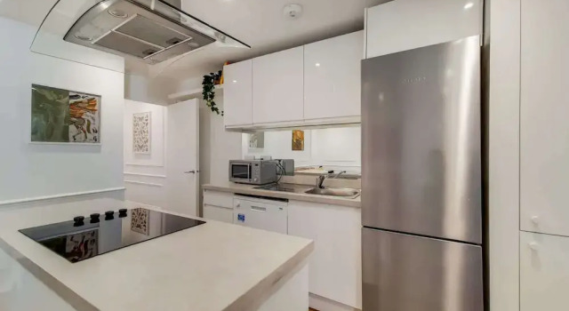 Апартаменты Lovely 1 bed Garden Flat - Earl s Court