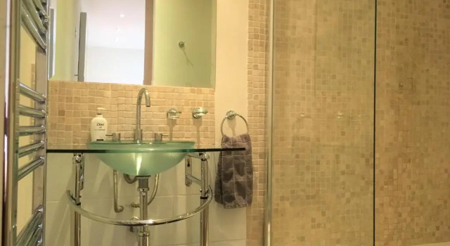 Апартаменты Hyde Park W2 3 bedroom flat with patio - as seen on TV's House Hunters Int'l