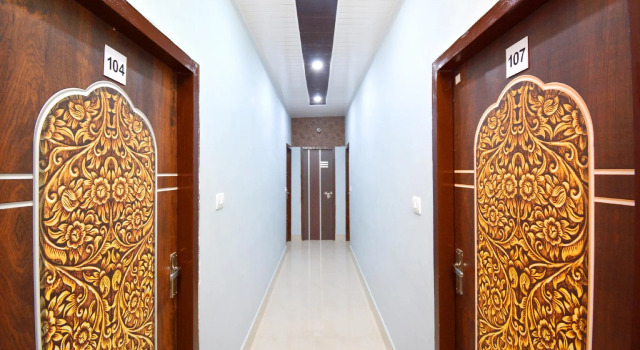 OYO 42911 Blue Sky Guest House
