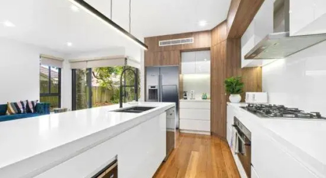 Luxury Retreat & Spacious 4BR House in Willoughby, Κράτηση Ξενοδοχείο Σίδνεϋ Sydney Region