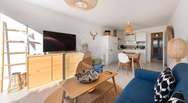 AS20113 - P2 Cabine, jardin avec belle vue sur le chenal et les bateaux, Book Apartment Le Grau-du-Roi Camargue