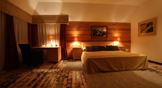 Mecavnik Resort, Buchen Sie Hotel Mokra Gora Tara-Gebirge