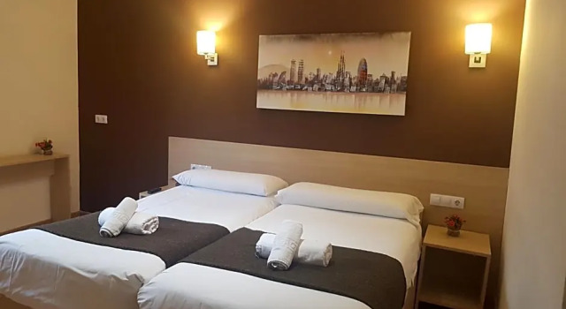 Номер Standard Hostal Barcelona Travel