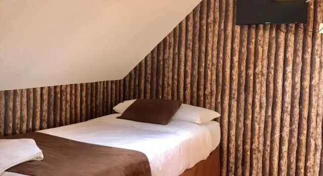 Tel Hauke Hostal, Rezervovat Hotel Hotely v Los Lagos s parkováním, Parkování
