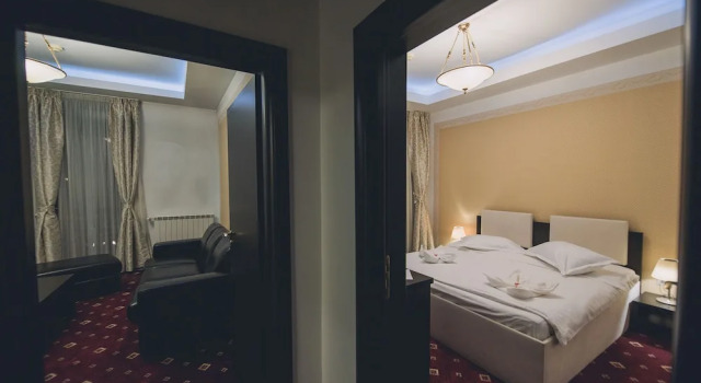 Апартаменты Superior с балконом Hotel Bulevard Predeal
