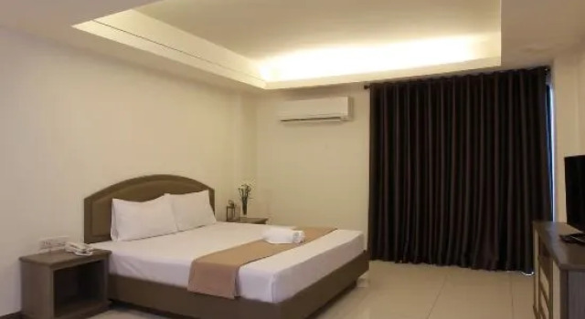 Номер Standard Lee Garden Bangkok