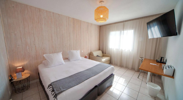 Двухместный семейный номер Standard Sure Hotel by Best Western Beziers Le Monestie