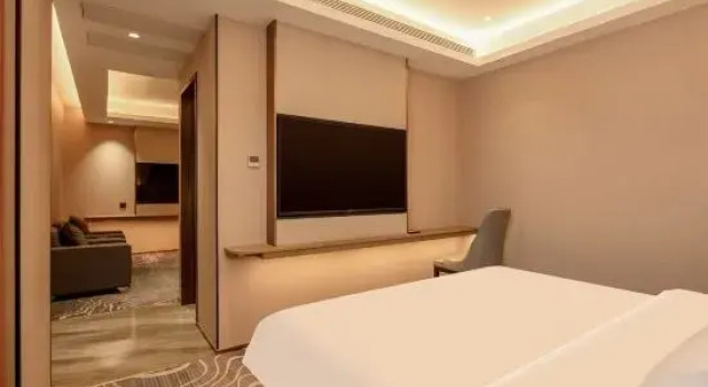 Люкс Deluxe Qingdao Jinsha Bay No.1 Resort Hotel (Jinsha Beach Beer City)
