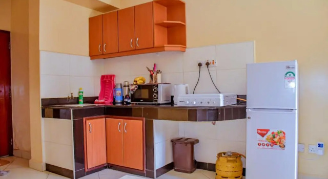 HOPELIGHT APARTMENT-MOMBASA Tausi Plaza C5, Забронировать Апартаменты/квартира Отели Бамбури с парковкой, рядом с KWS Head Office for Mombasa Marine Park, Парковка