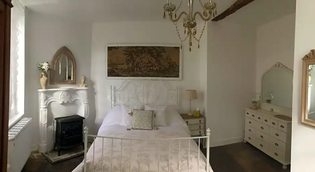 La Maison Du Pont, Réserver Chambre d'hôtes La Rochebeaucourt-et-Argentine 