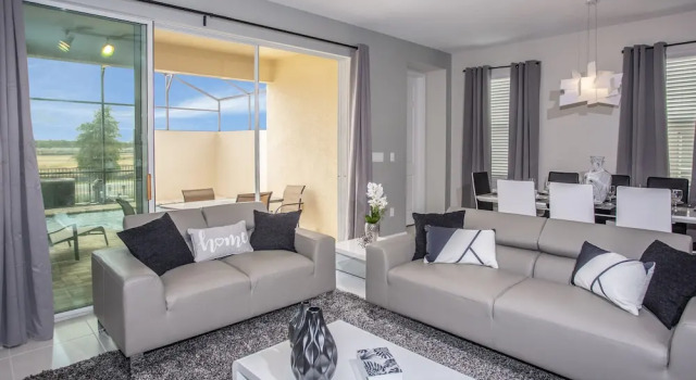 1557 Solara Resort 63253/63383