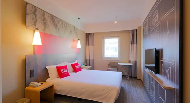 Номер Standard Hotel Ibis Qingdao Ningxia