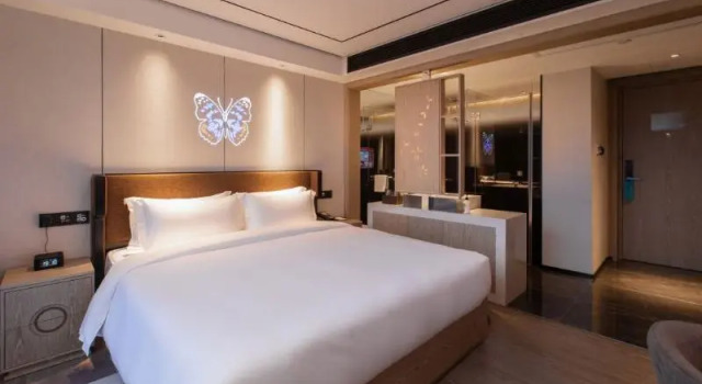 Paco Hotel (North Square Branch of Maoming HSR Station), Rezervasyon Otel Guangdong otoparklı oteller, Otopark