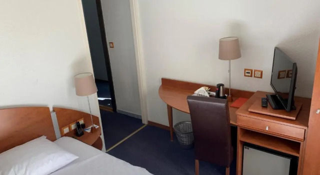 Одноместный номер Standard Hotel Admiral